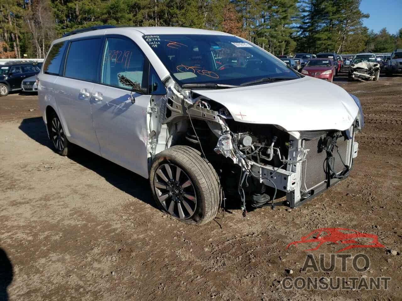 TOYOTA SIENNA 2019 - 5TDJZ3DC3KS212357