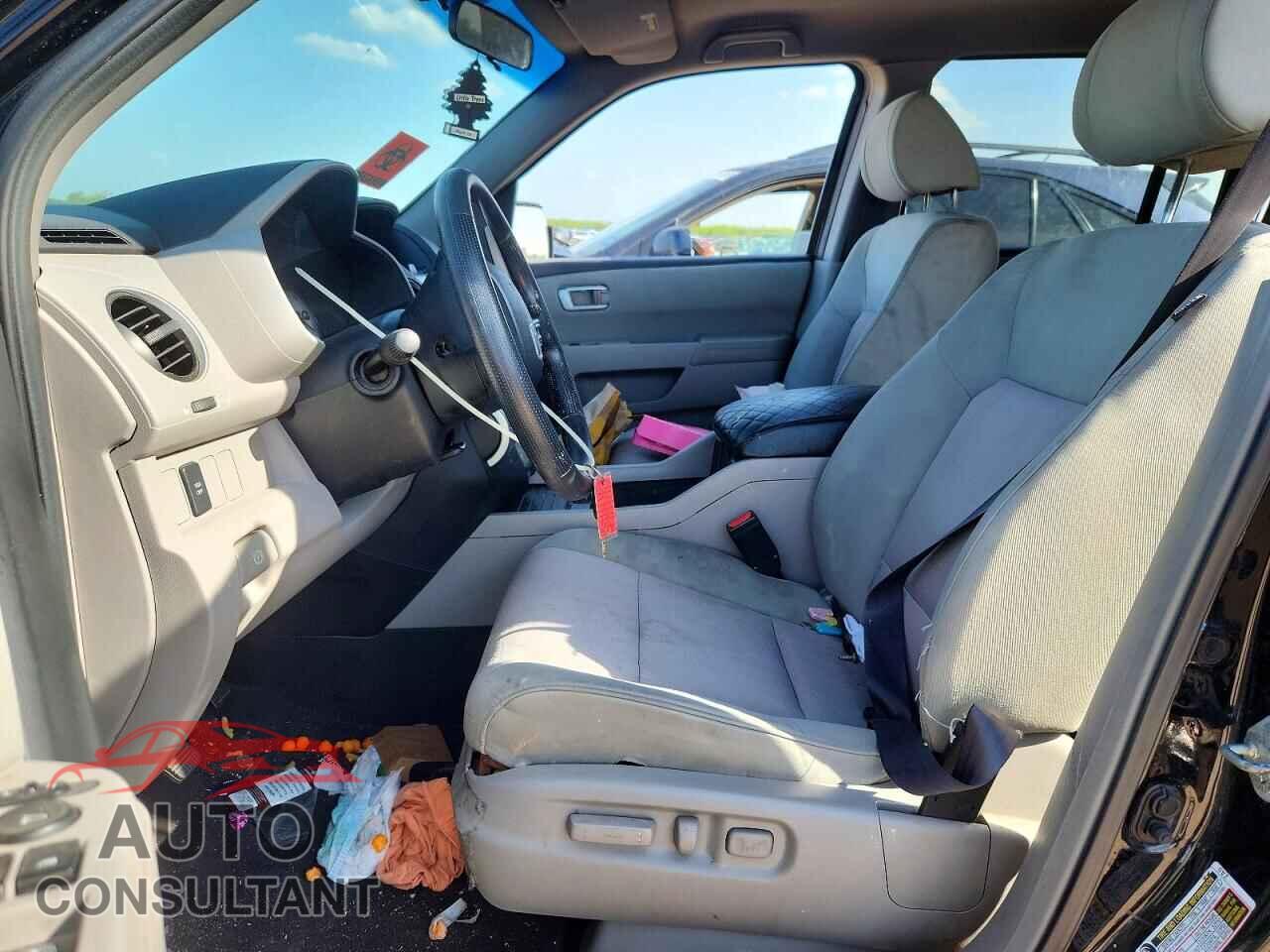 HONDA PILOT 2011 - 5FNYF4H48BB058488