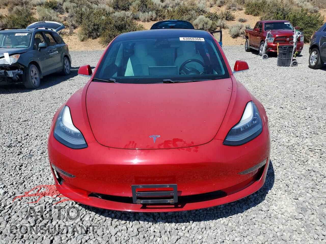 TESLA MODEL 3 2018 - 5YJ3E1EB1JF100805