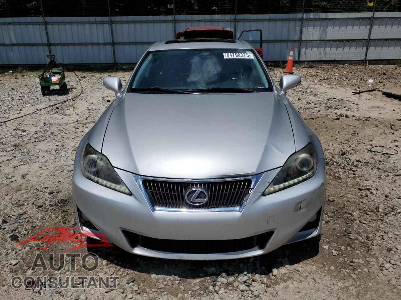LEXUS IS 2011 - JTHBF5C25B5152653