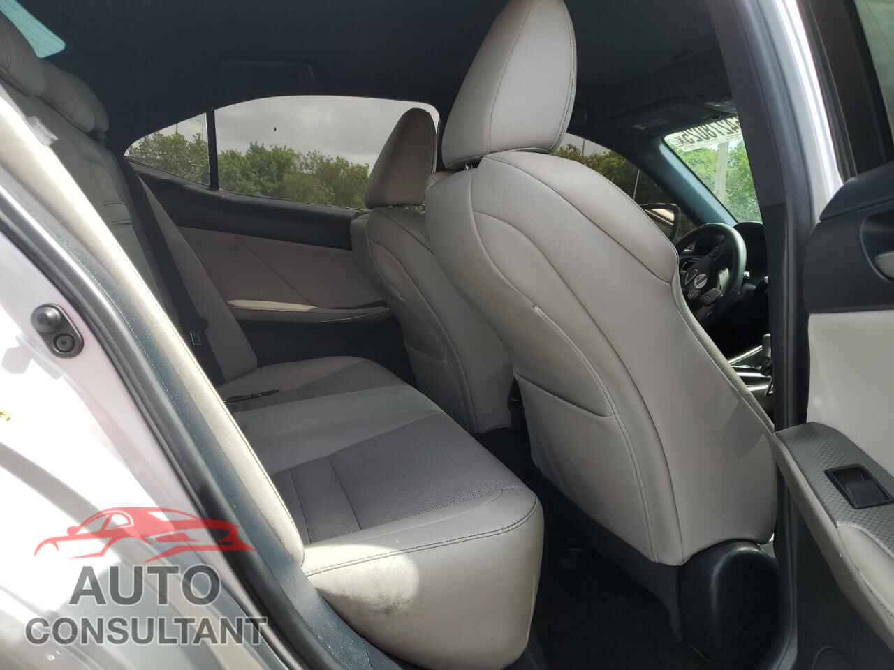 LEXUS IS 2015 - JTHBF1D28F5047361
