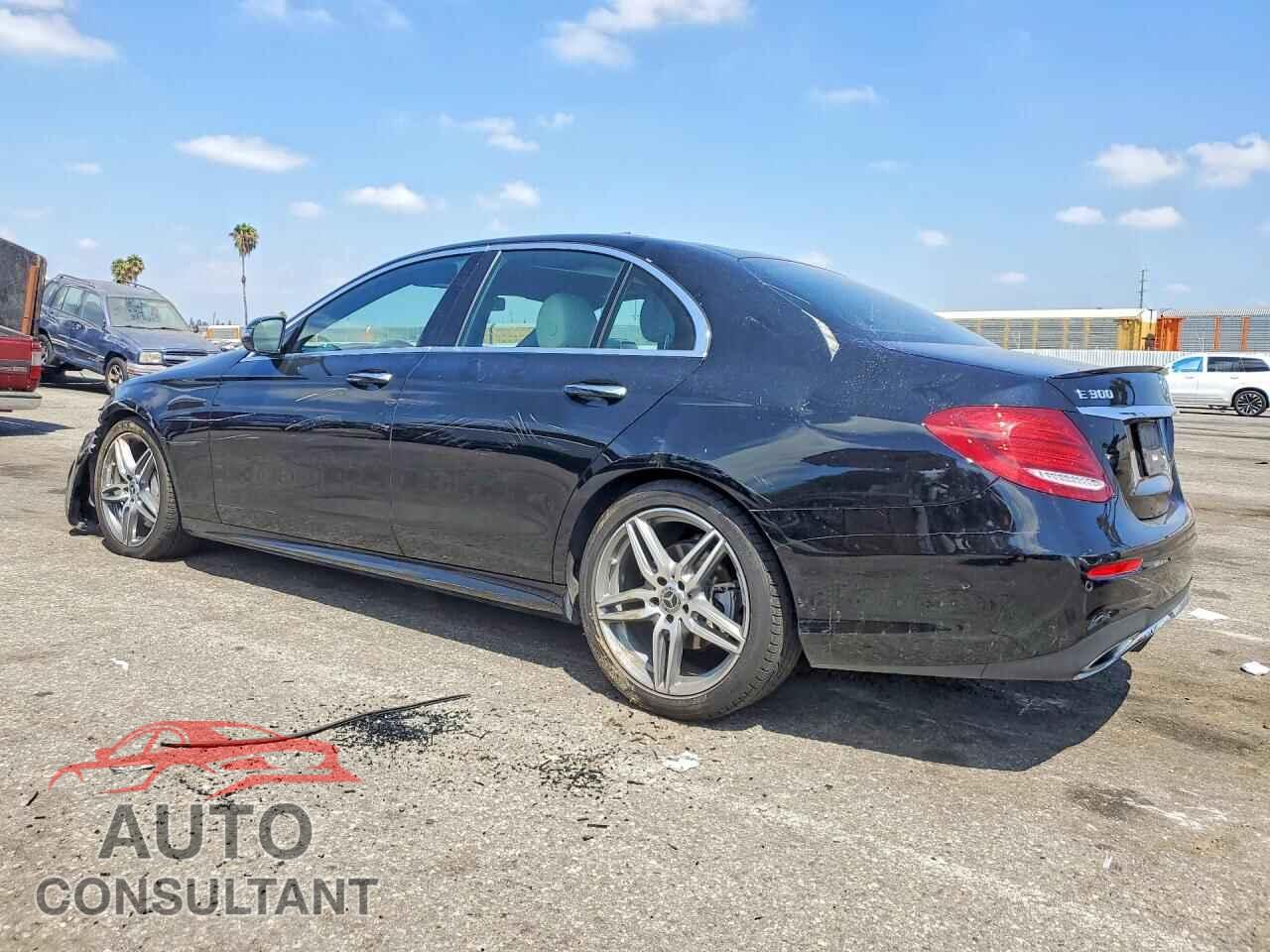 MERCEDES-BENZ E-CLASS 2018 - WDDZF4JB1JA355192