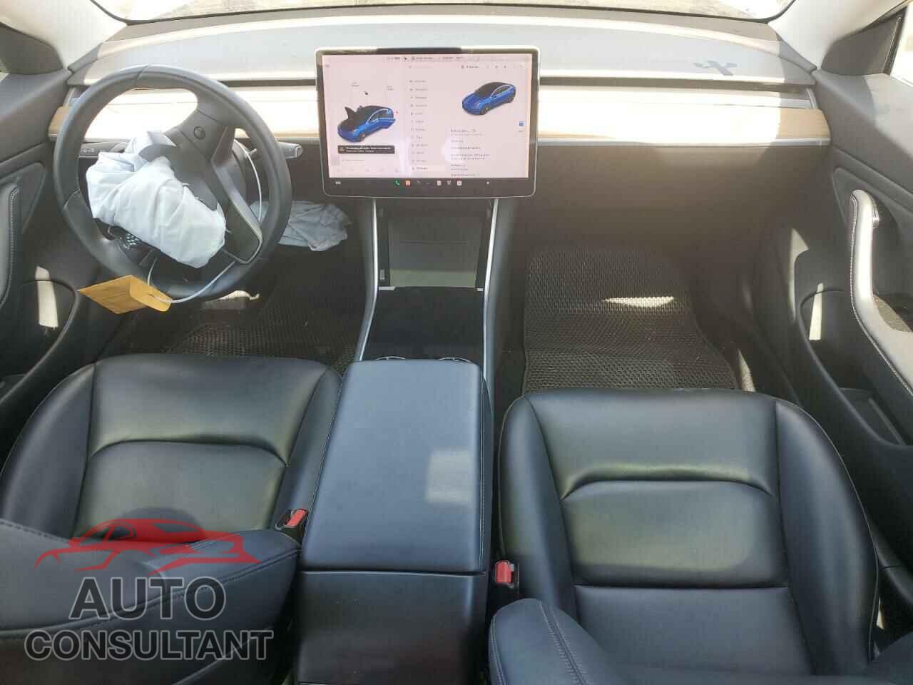 TESLA MODEL 3 2019 - 5YJ3E1EA6KF400803