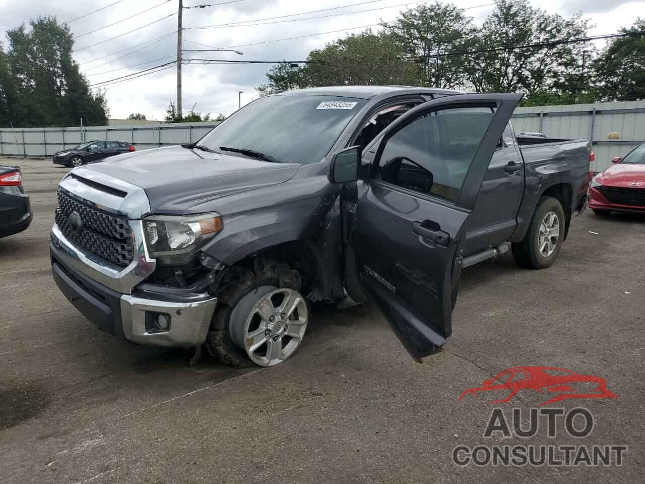 TOYOTA TUNDRA 2018 - 5TFDW5F15JX705138