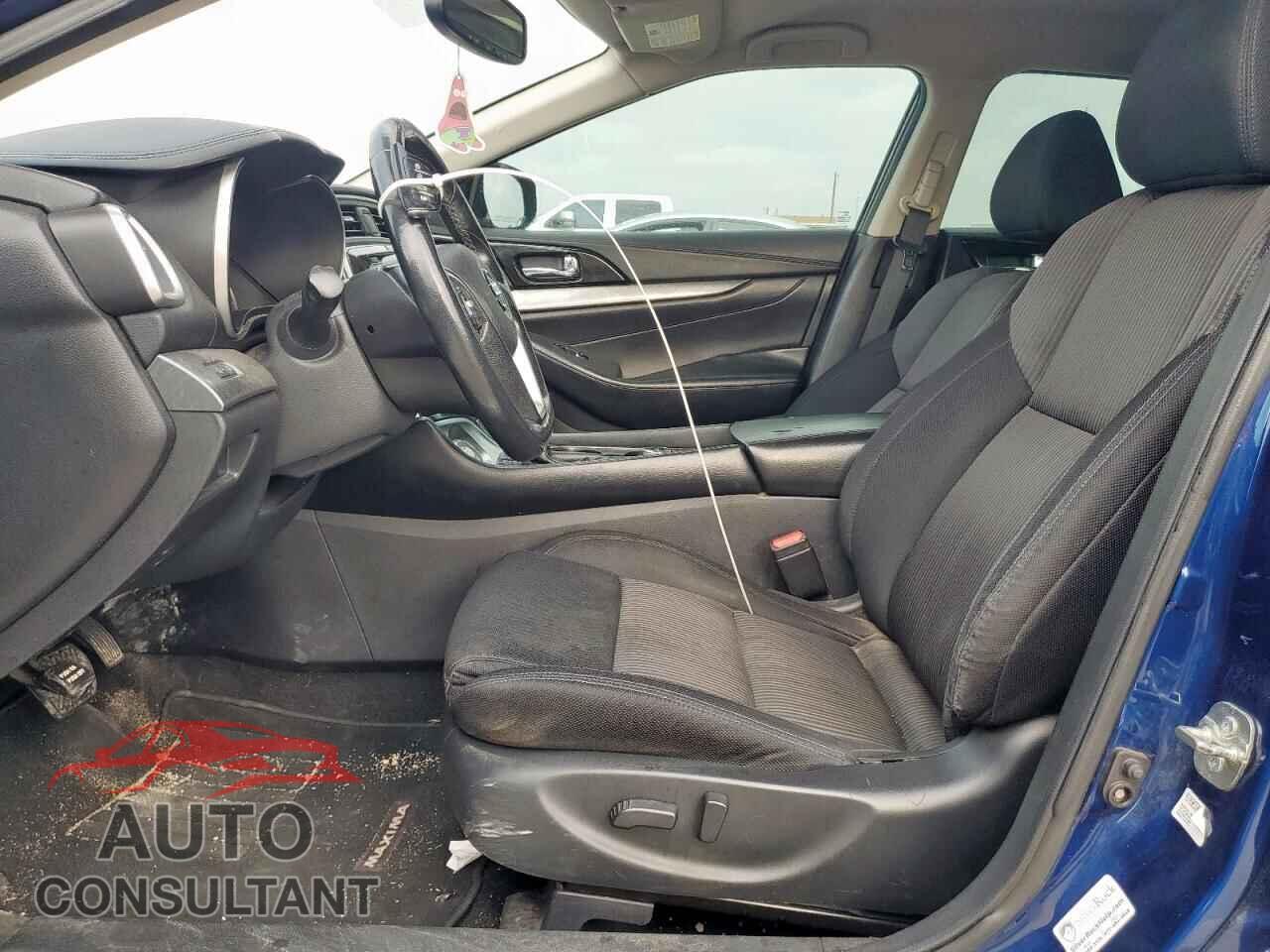 NISSAN MAXIMA 2017 - 1N4AA6AP1HC437103