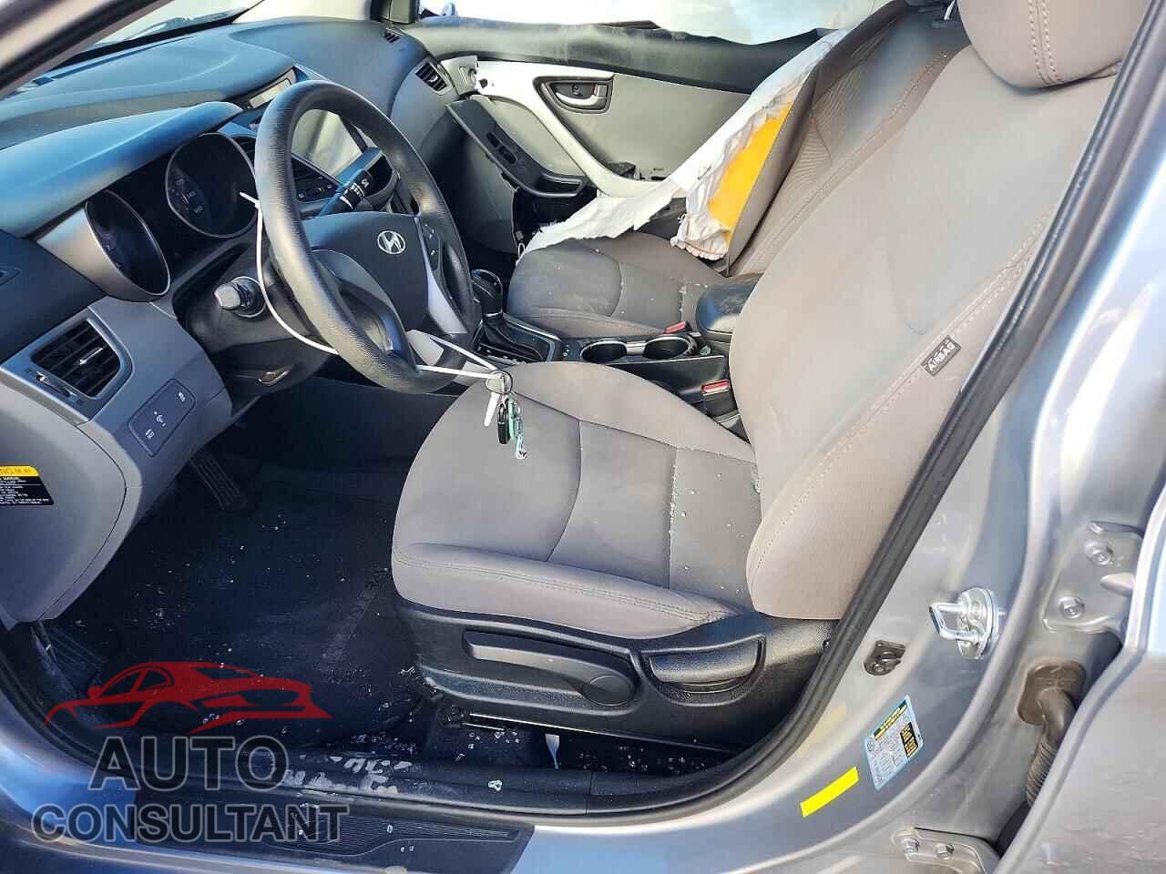 HYUNDAI ELANTRA 2016 - 5NPDH4AE7GH686367