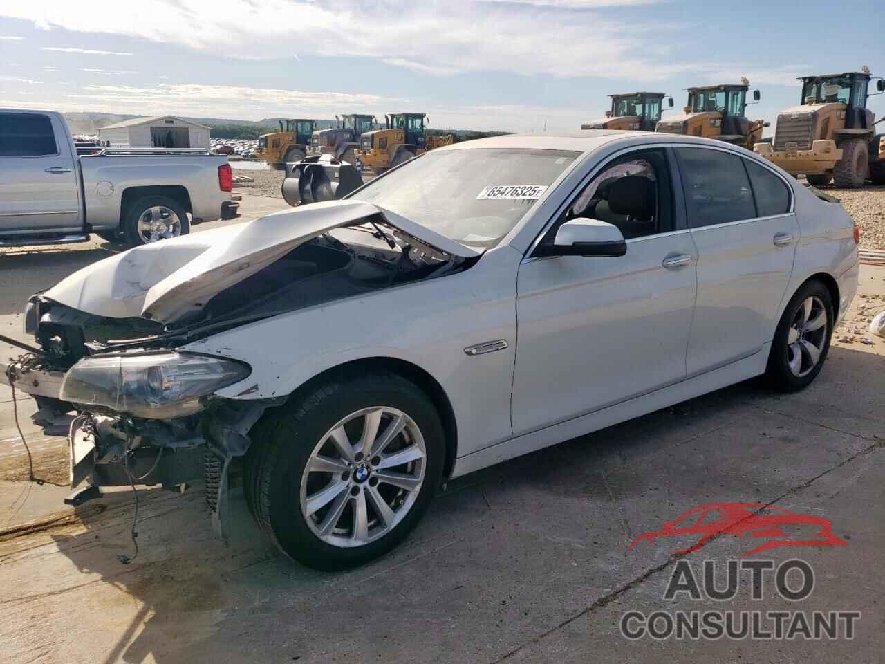 BMW 5 SERIES 2016 - WBA5A5C52GG350705
