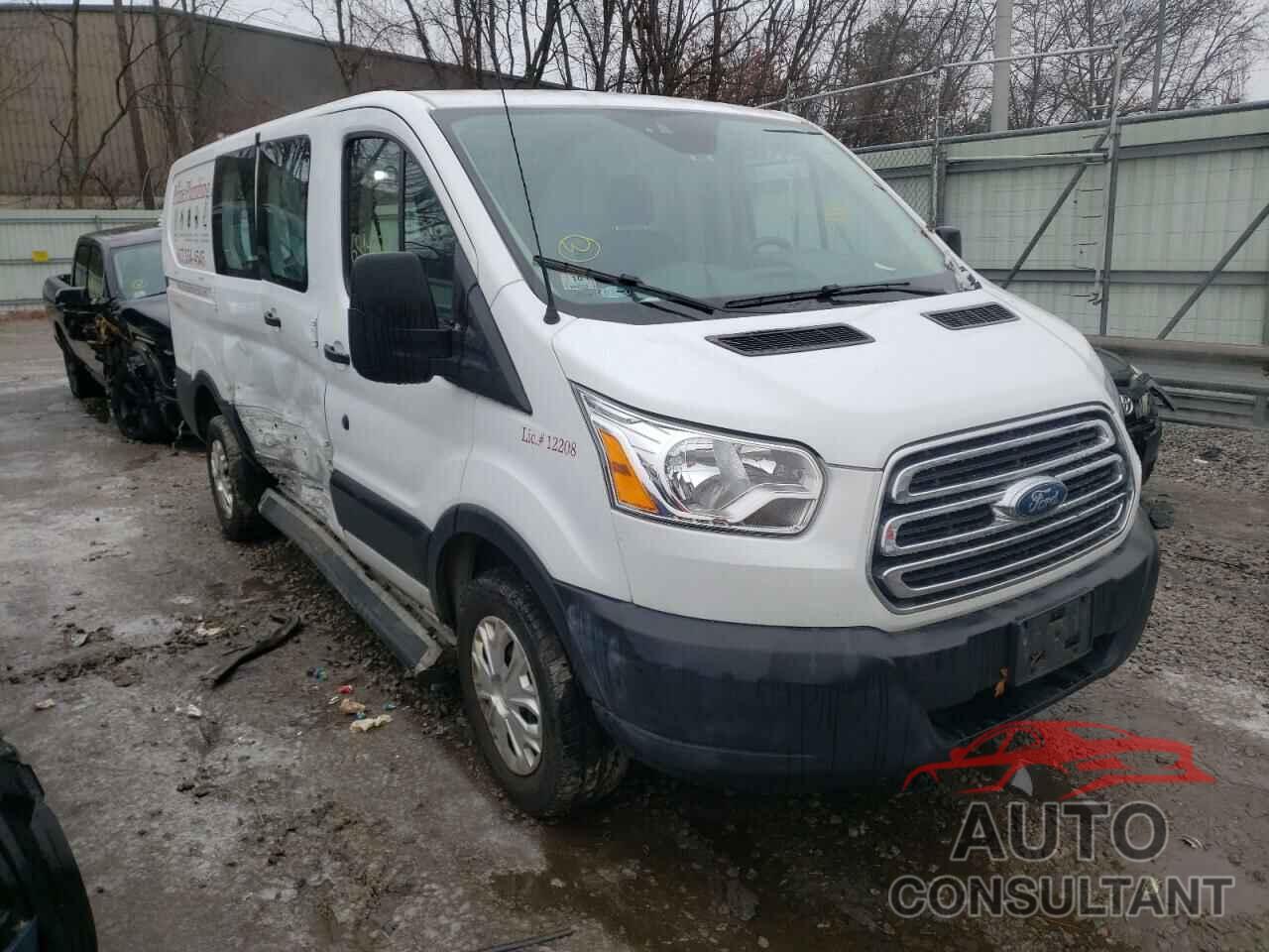 FORD TRANSIT CO 2018 - 1FTYR1ZM6JKB18693