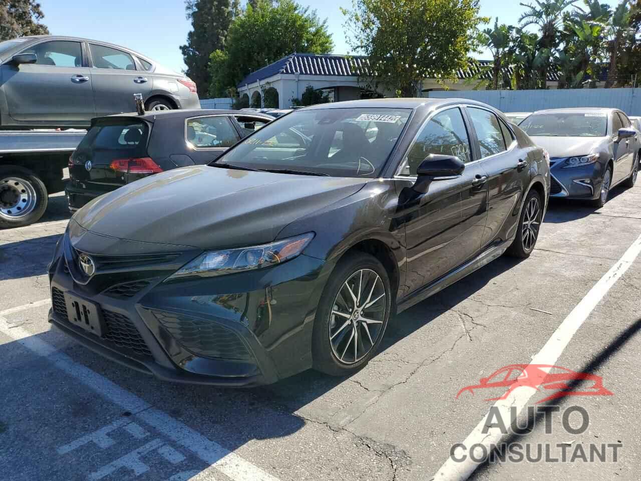 TOYOTA CAMRY 2022 - 4T1G11AK6NU667717