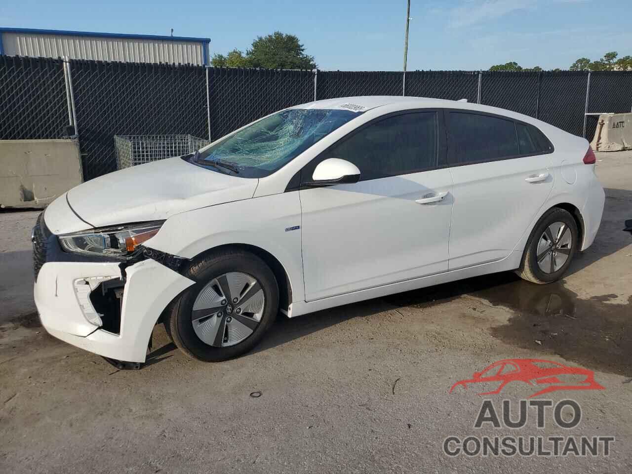 HYUNDAI IONIQ 2017 - KMHC65LCXHU023915