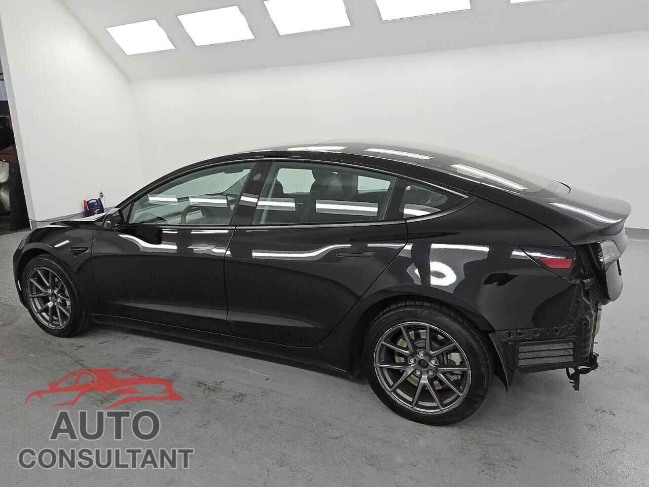 TESLA MODEL 3 2022 - 5YJ3E1EA7NF287562