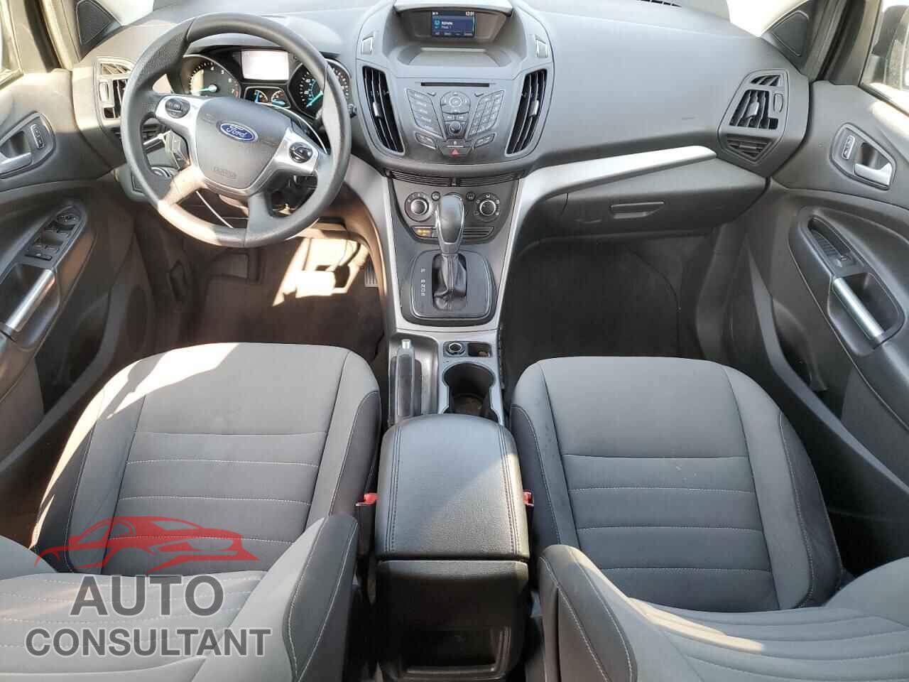 FORD ESCAPE 2015 - 1FMCU9G94FUB13232