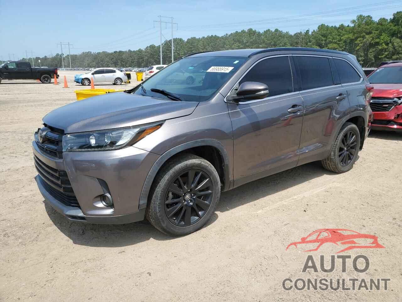 TOYOTA HIGHLANDER 2019 - 5TDKZRFH9KS325584