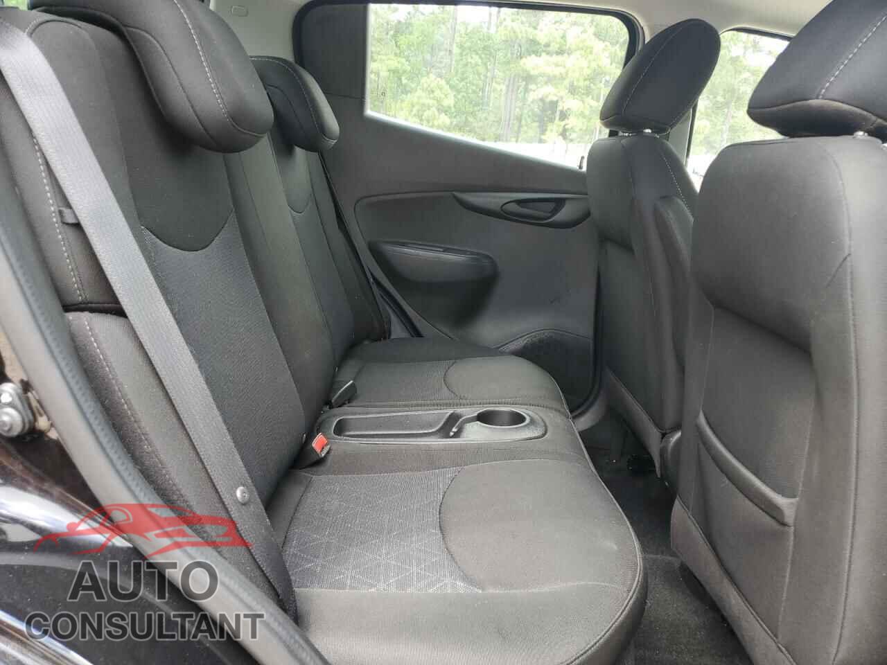 CHEVROLET SPARK 2021 - KL8CD6SA4MC704970