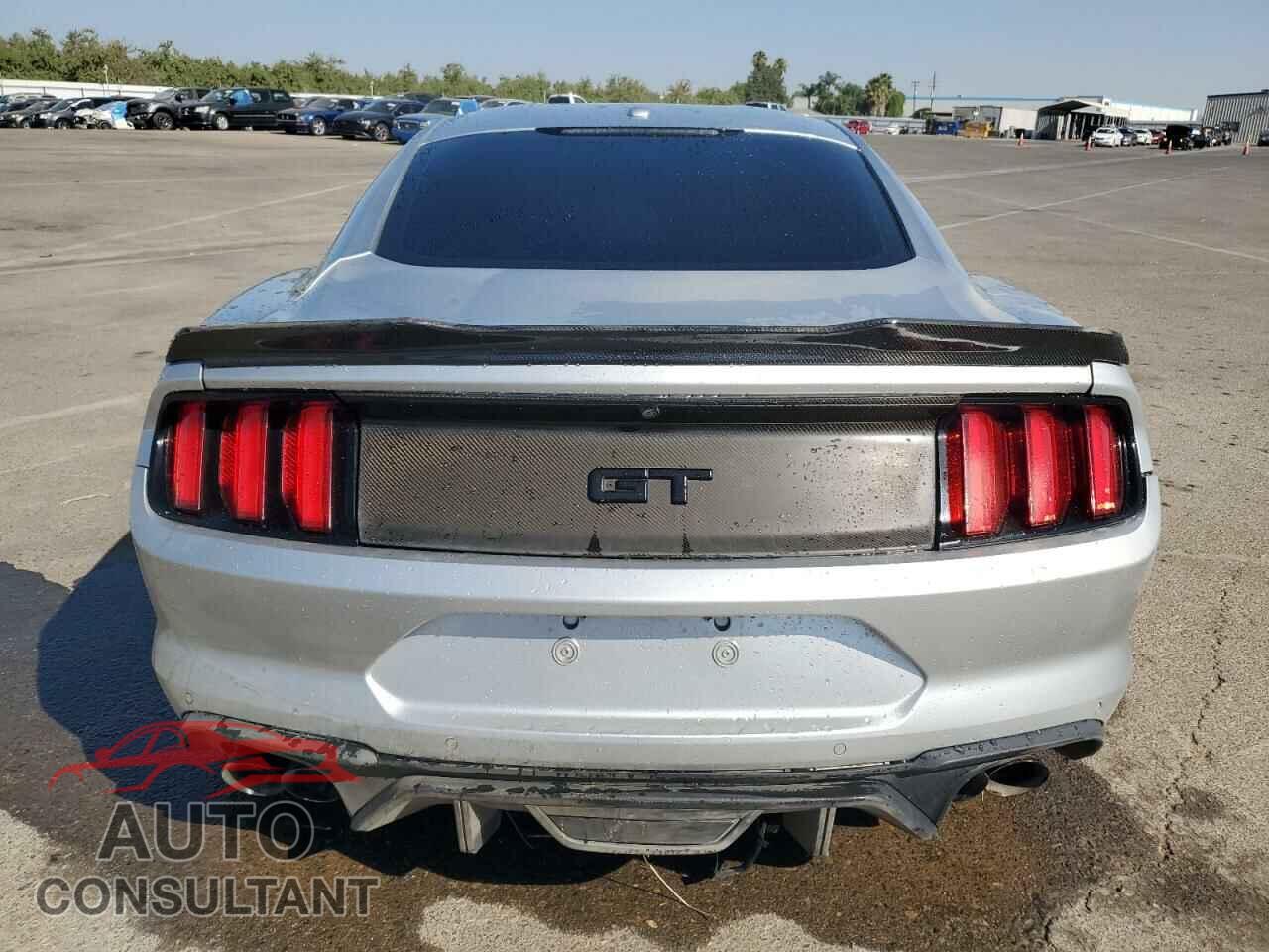 FORD MUSTANG 2018 - 1FA6P8CF2J5156751