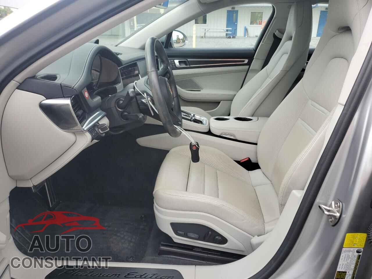 PORSCHE PANAMERA 2023 - WP0AE2A71PL120251