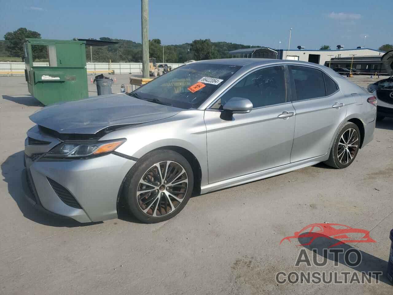 TOYOTA CAMRY 2018 - 4T1B11HK3JU074651