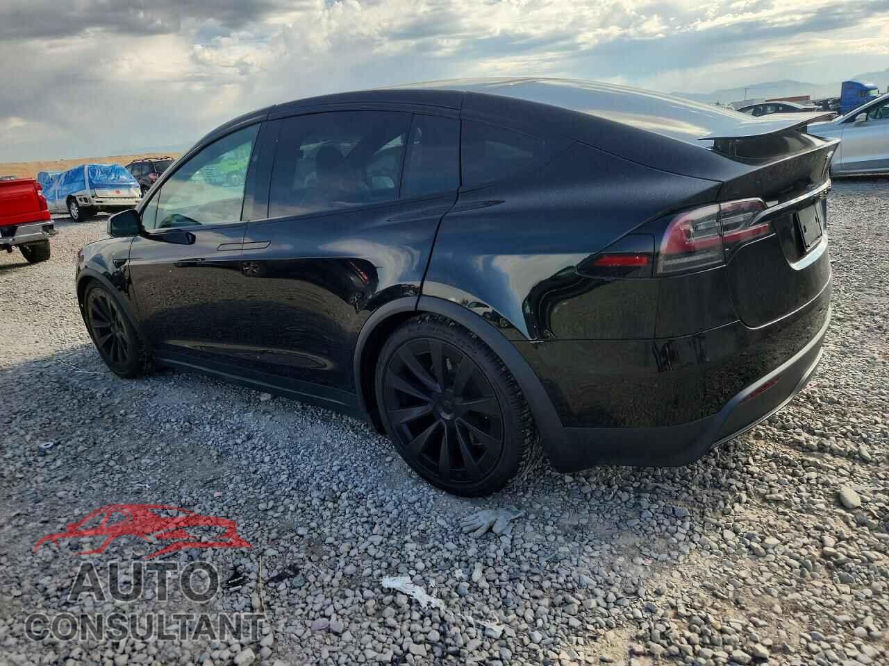 TESLA MODEL X 2023 - 7SAXCBE55PF370400