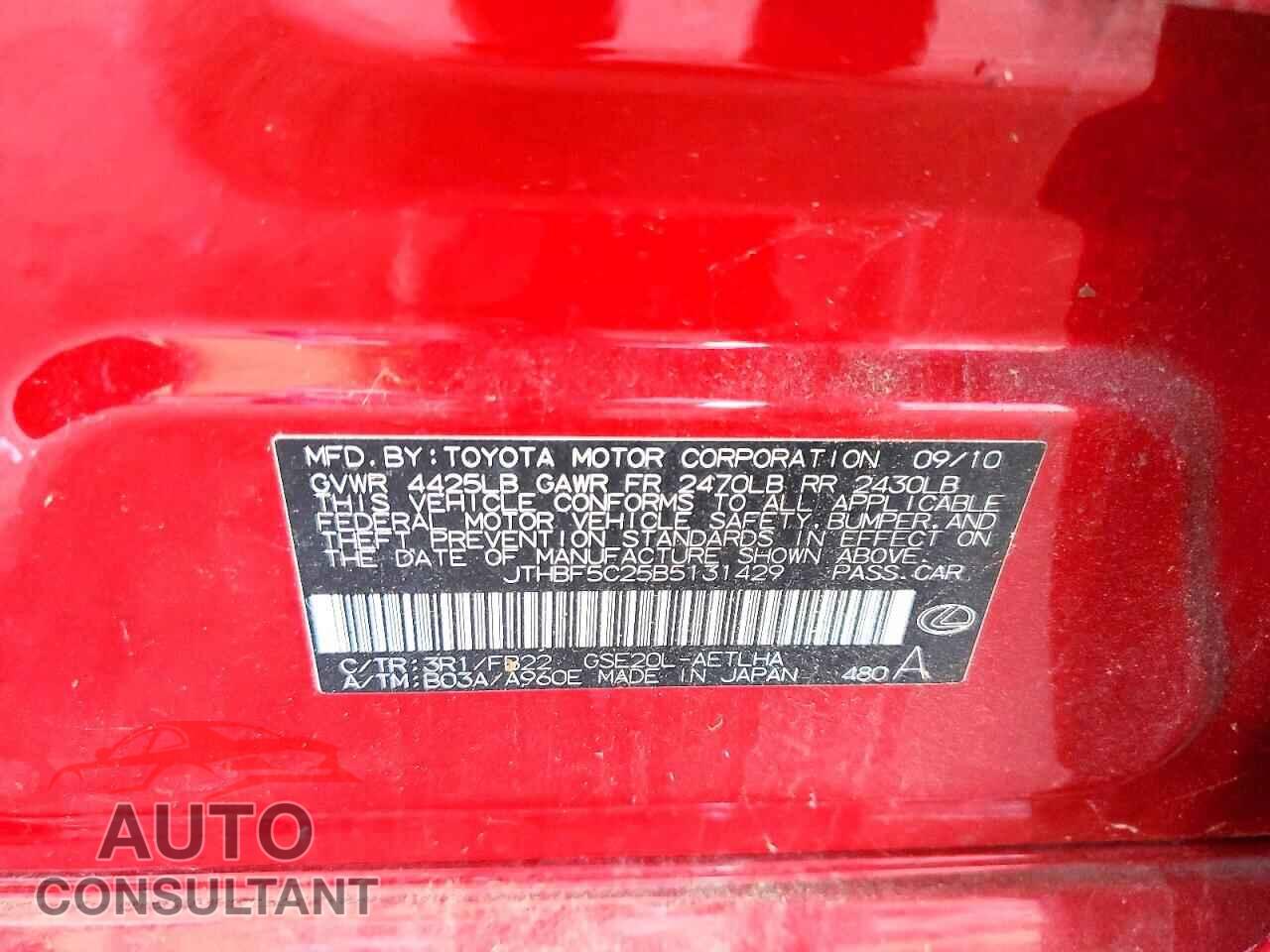 LEXUS IS 2011 - JTHBF5C25B5131429