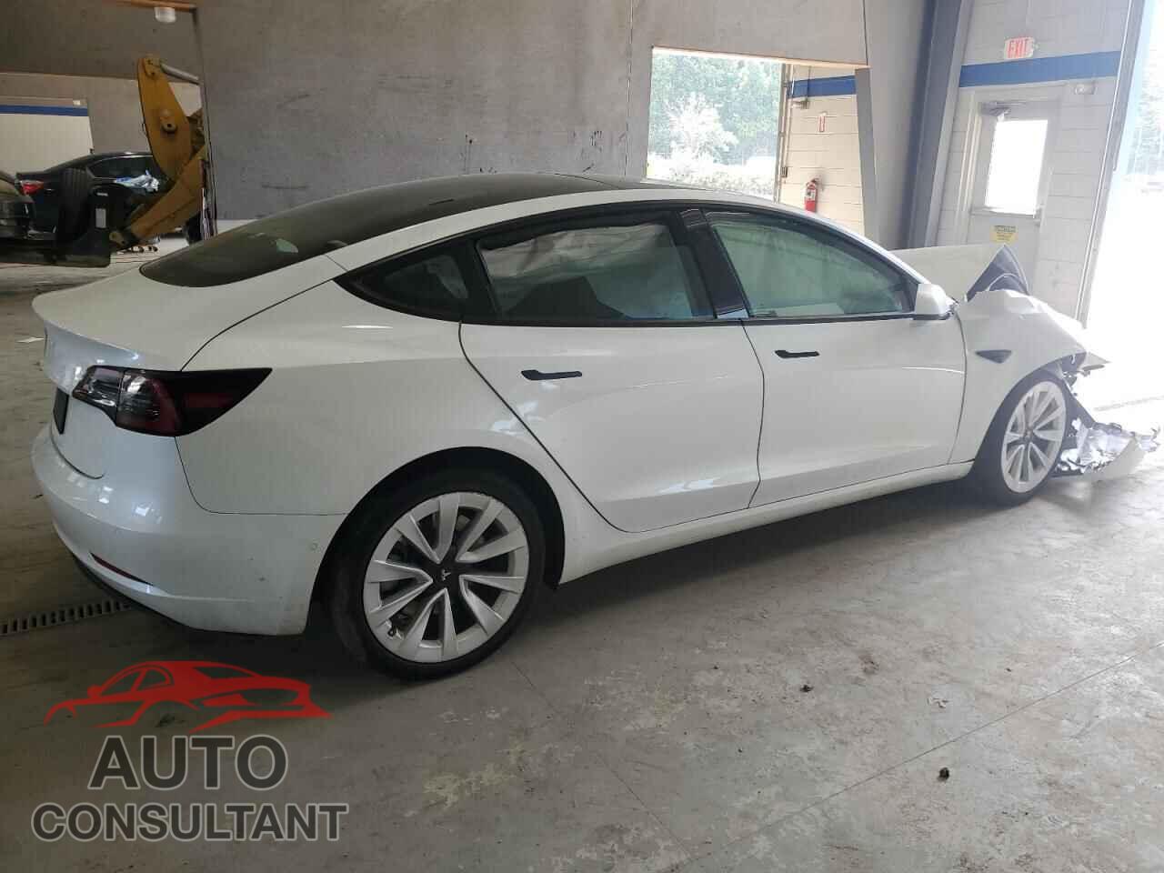 TESLA MODEL 3 2021 - 5YJ3E1EA8MF045555
