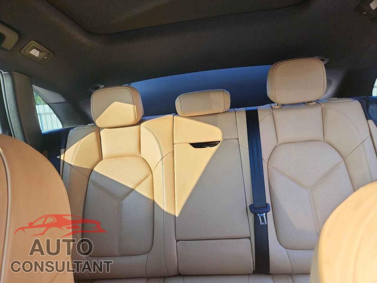 PORSCHE MACAN 2018 - WP1AA2A5XJLB03688