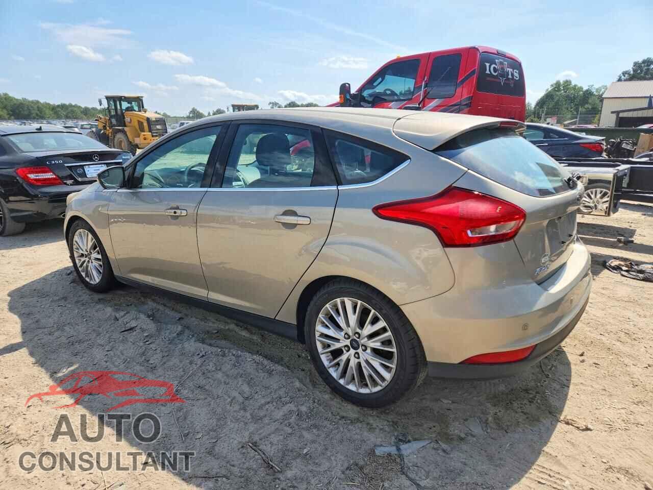 FORD FOCUS 2016 - 1FADP3N28GL320299