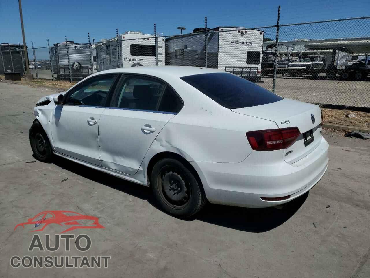 VOLKSWAGEN JETTA 2017 - 3VW2B7AJXHM310391