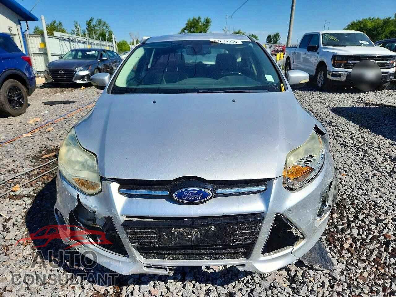 FORD FOCUS 2012 - 1FAHP3M24CL207012