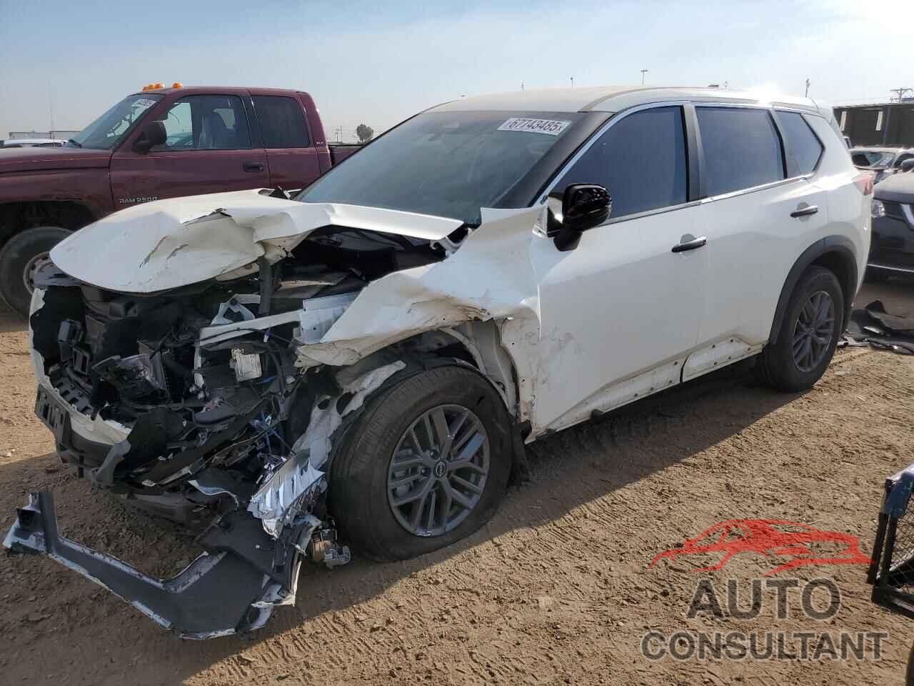 NISSAN ROGUE 2023 - 5N1BT3AB1PC678441