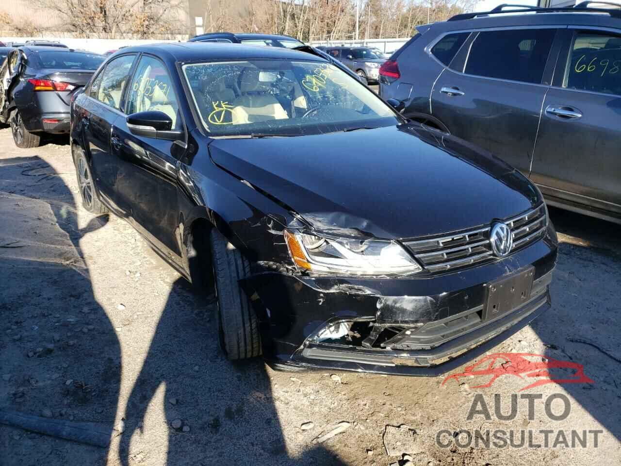 VOLKSWAGEN JETTA 2018 - 3VWDB7AJ5JM257131