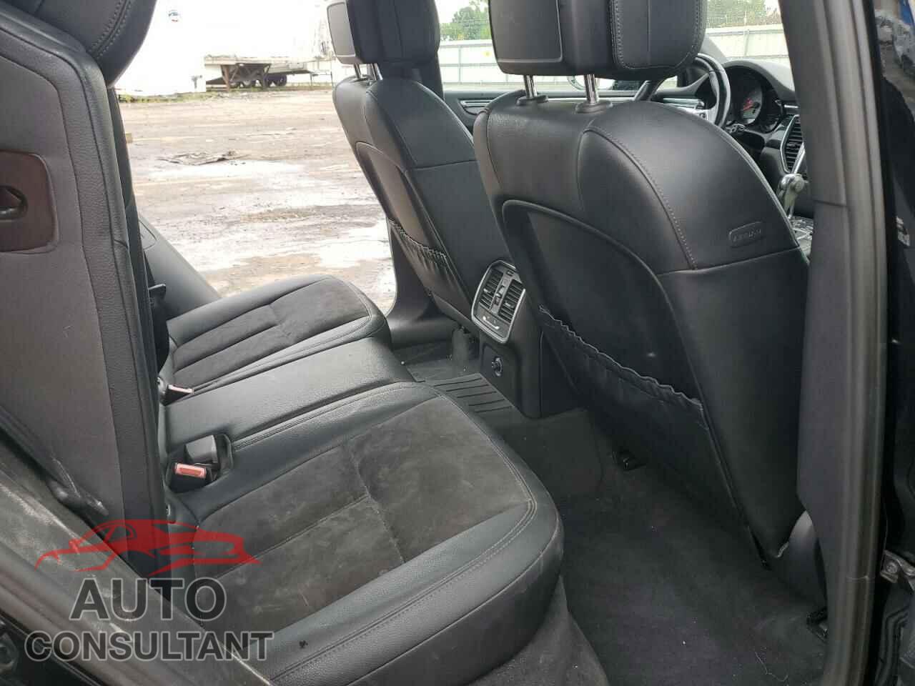 PORSCHE MACAN 2016 - WP1AB2A57GLB51672