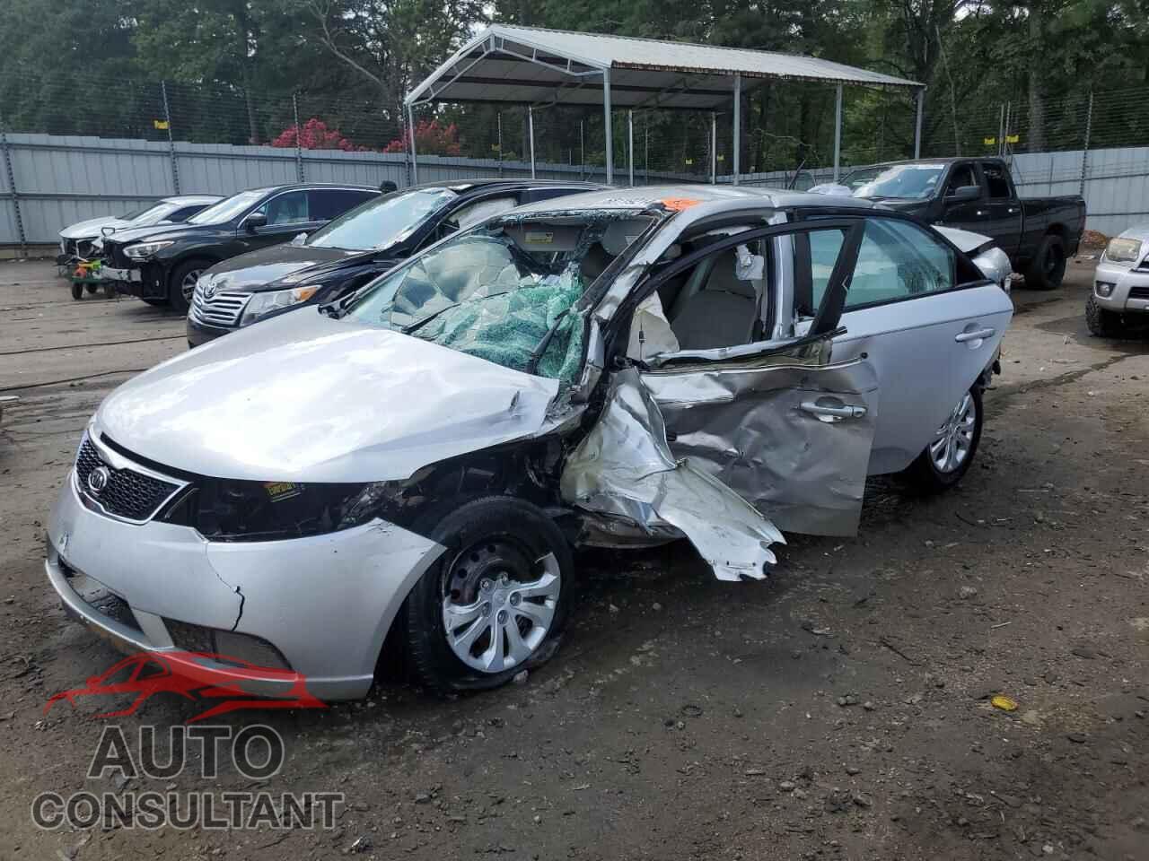 KIA FORTE 2013 - KNAFT4A28D5718362