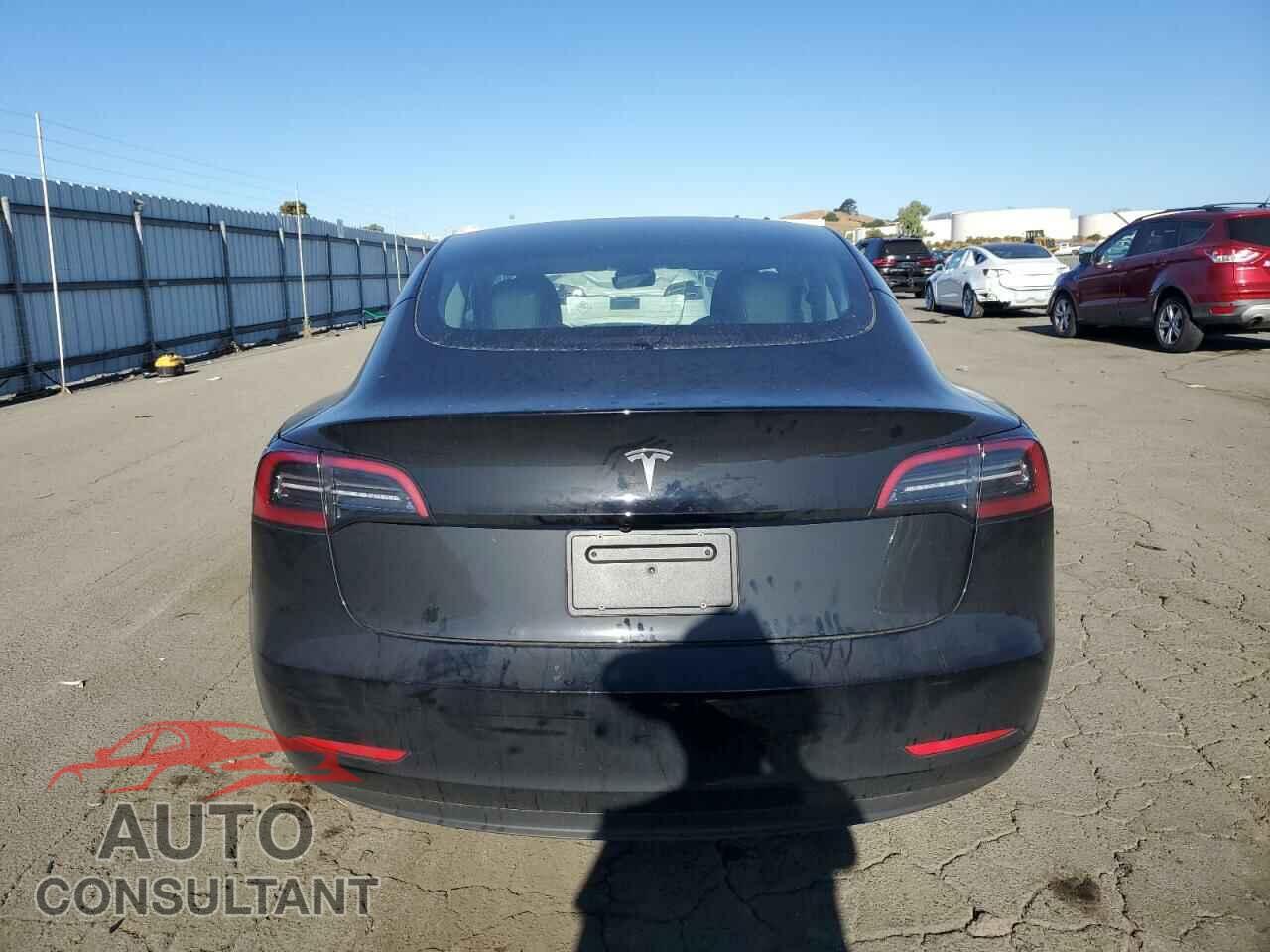 TESLA MODEL 3 2023 - 5YJ3E1EA1PF661134