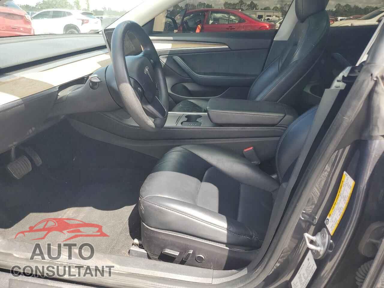 TESLA MODEL 3 2021 - 5YJ3E1EA4MF087642