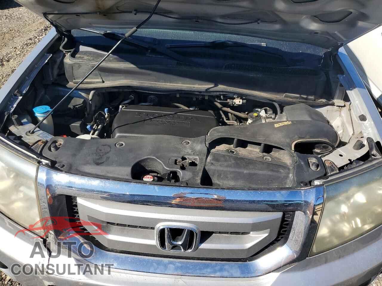 HONDA PILOT 2011 - 5FNYF4H25BB068930