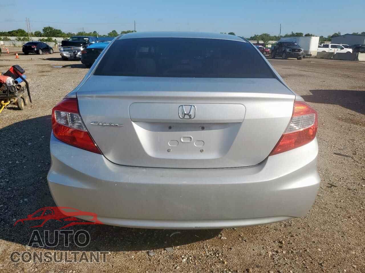 HONDA CIVIC 2012 - 19XFB2F50CE032252
