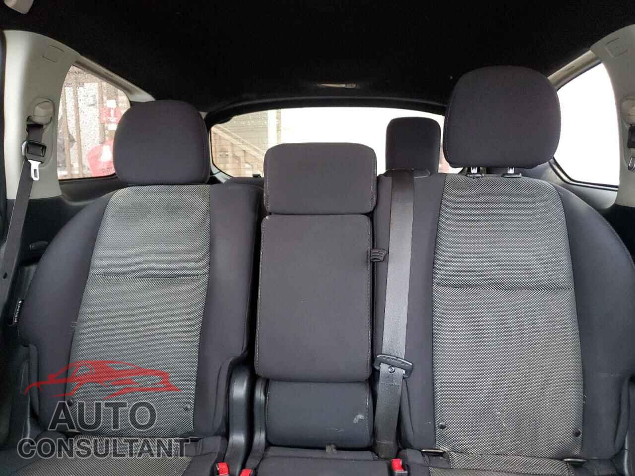 NISSAN PATHFINDER 2019 - 5N1DR2MN9KC607178