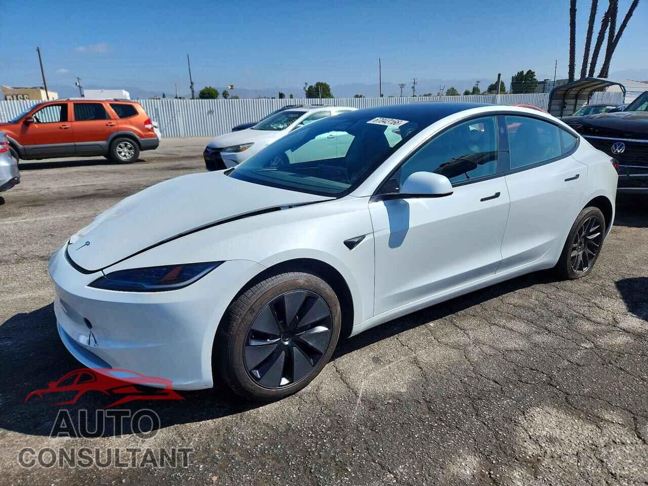 TESLA MODEL 3 2025 - 5YJ3E1EA2SF006036