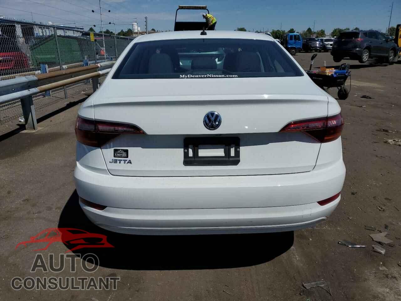 VOLKSWAGEN JETTA 2019 - 3VWCB7BU4KM210873