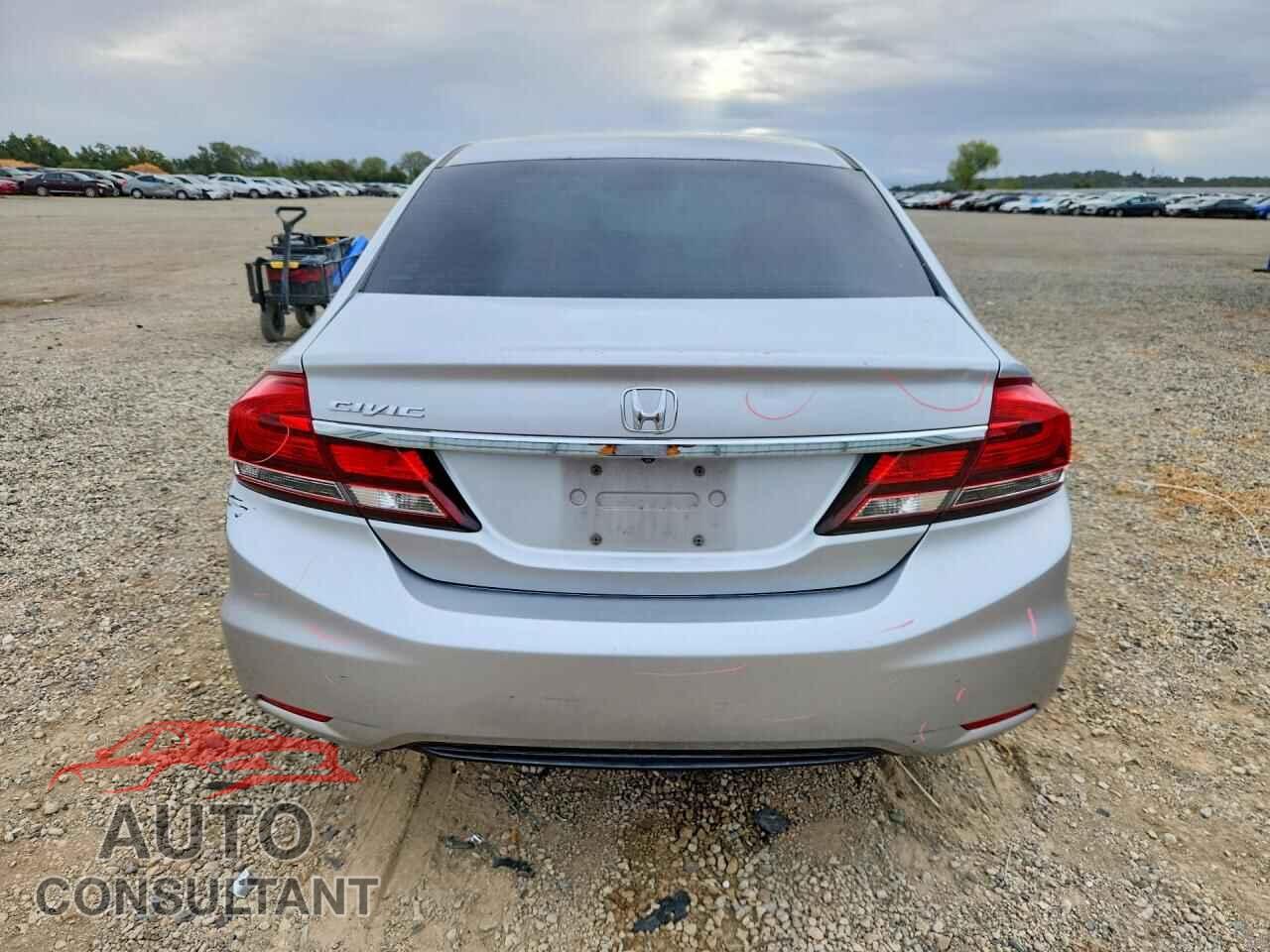 HONDA CIVIC 2015 - 2HGFB2F80FH532142