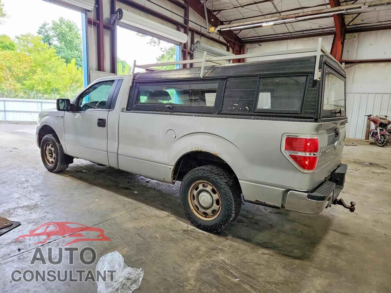 FORD F150 2011 - 1FTMF1CM8BKE12792