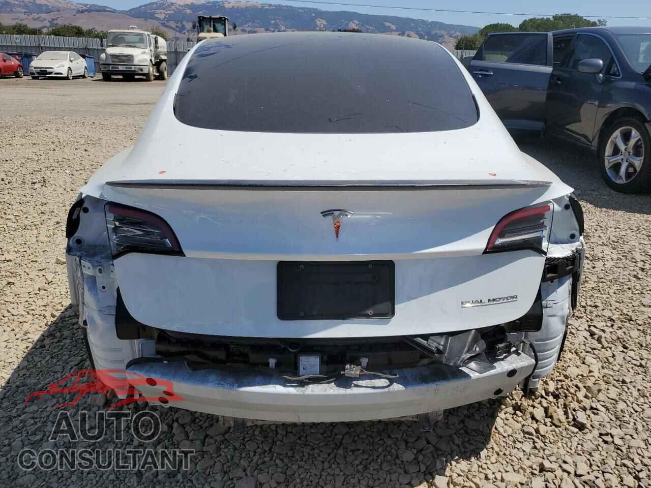 TESLA MODEL 3 2023 - 5YJ3E1EC0PF494539