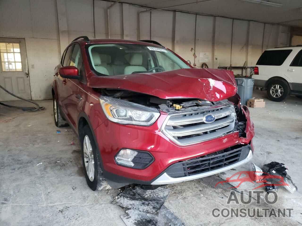 FORD ESCAPE 2017 - 1FMCU9G99HUD34697