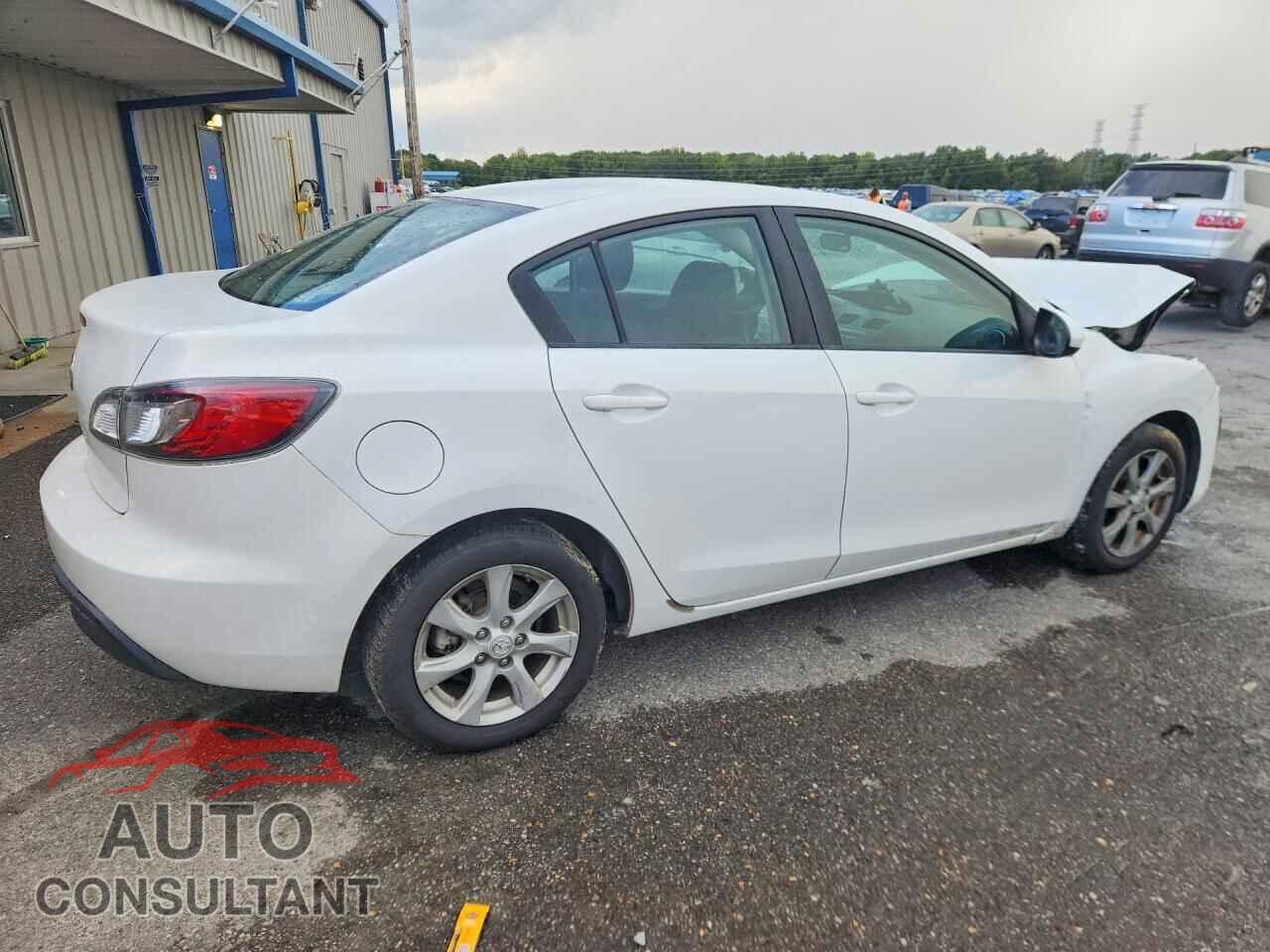MAZDA 3 2011 - JM1BL1VF6B1490587