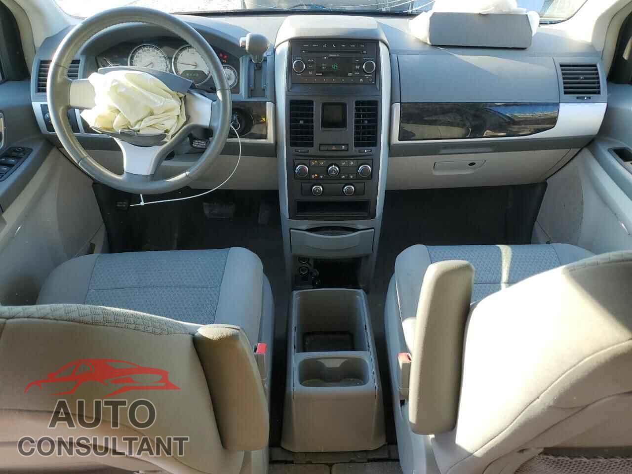 DODGE CARAVAN 2010 - 2D4RN5D12AR106579