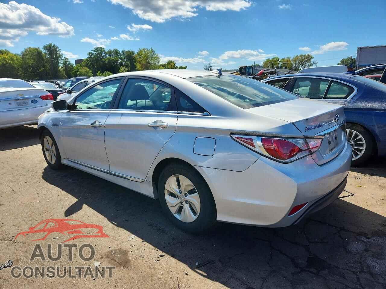 HYUNDAI SONATA 2014 - KMHEC4A45EA117723
