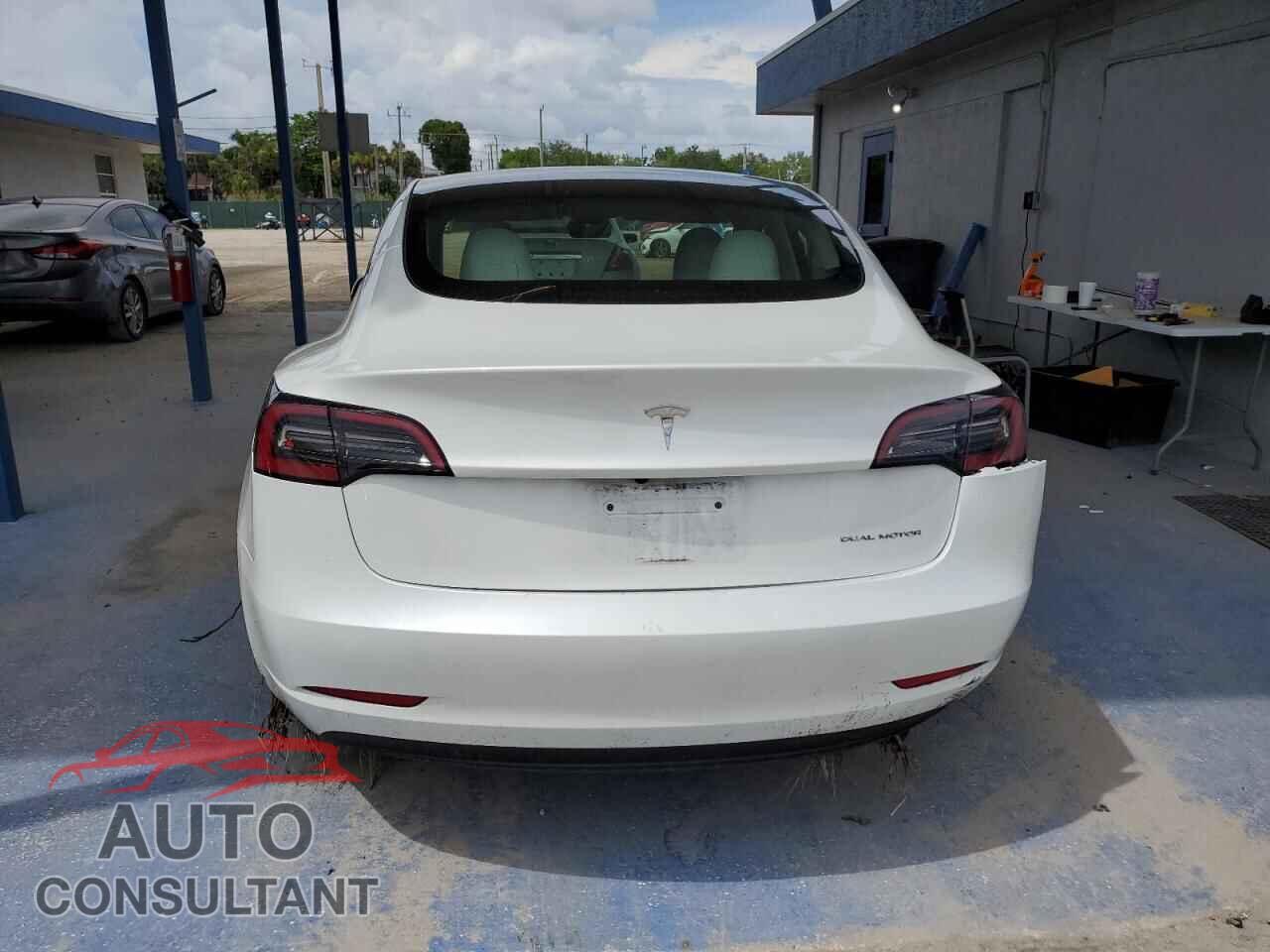 TESLA MODEL 3 2023 - 5YJ3E1EB3PF663301