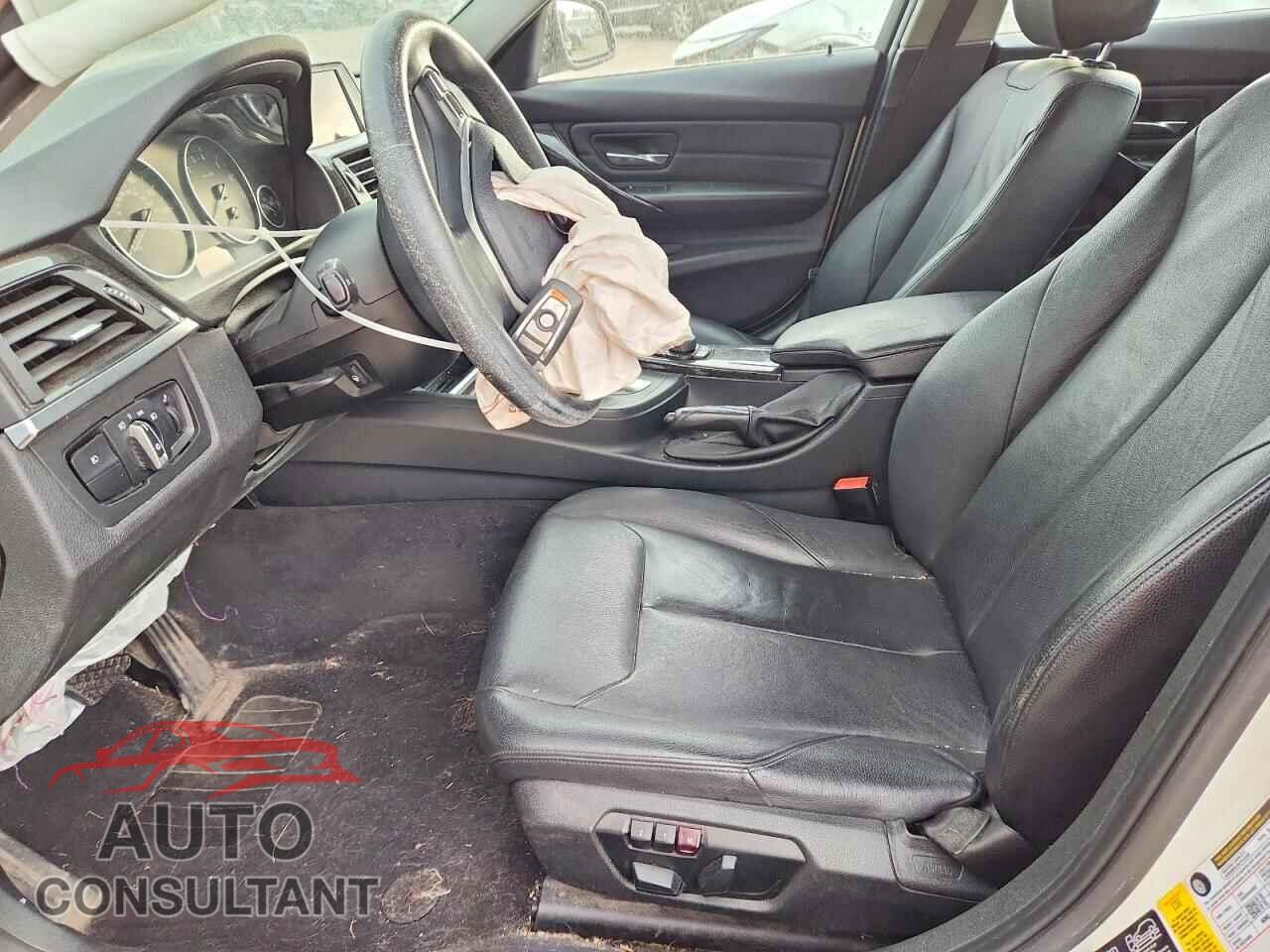 BMW 3 SERIES 2014 - WBA3C3C55EK200037