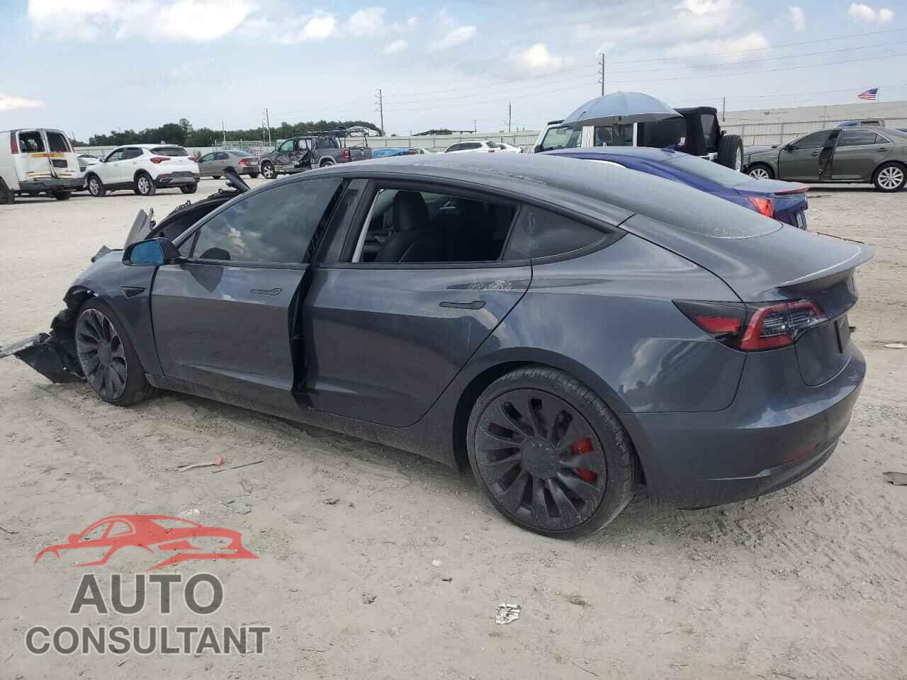 TESLA MODEL 3 2023 - 5YJ3E1EC5PF628123