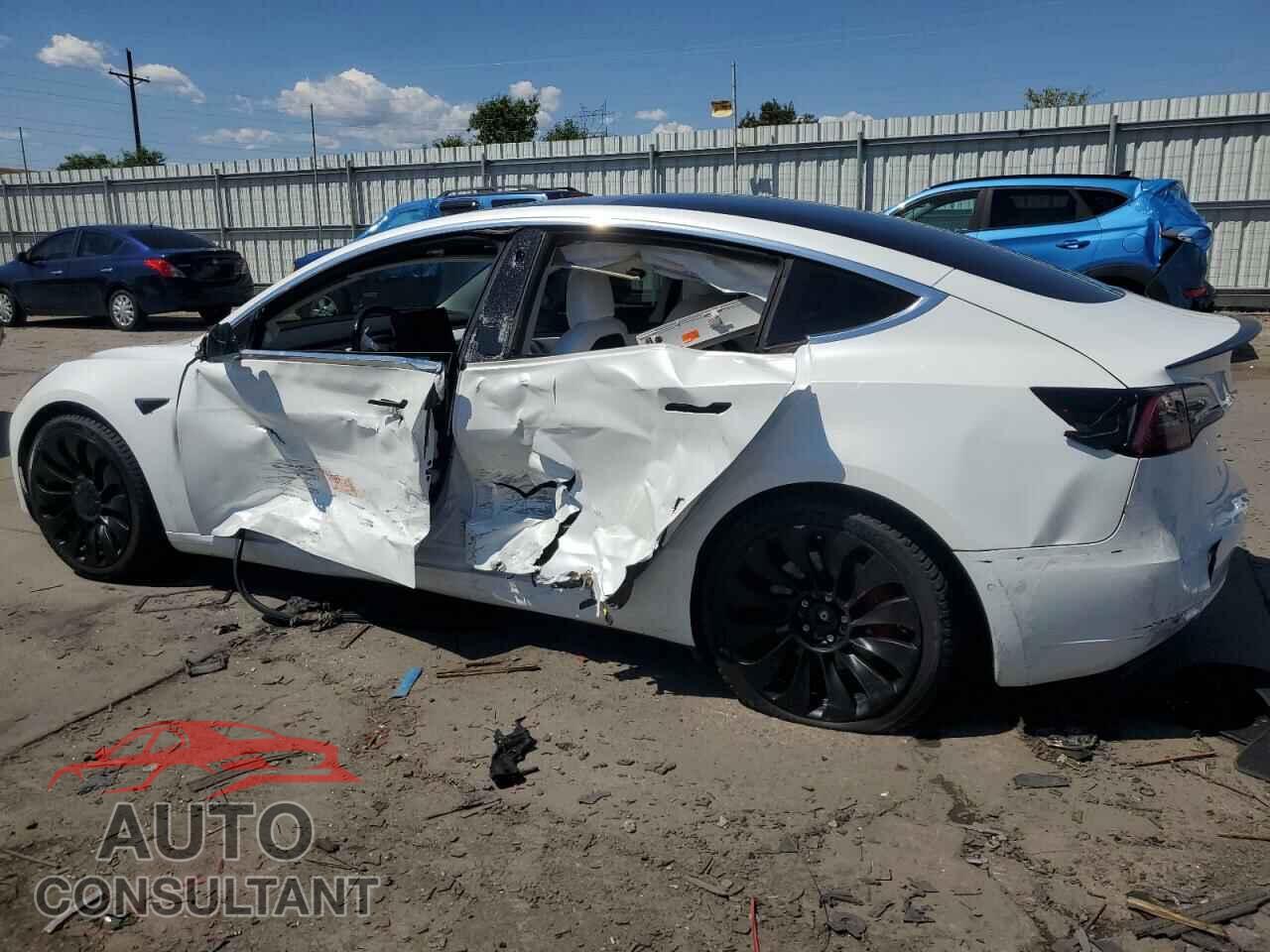 TESLA MODEL 3 2018 - 5YJ3E1EB5JF081434